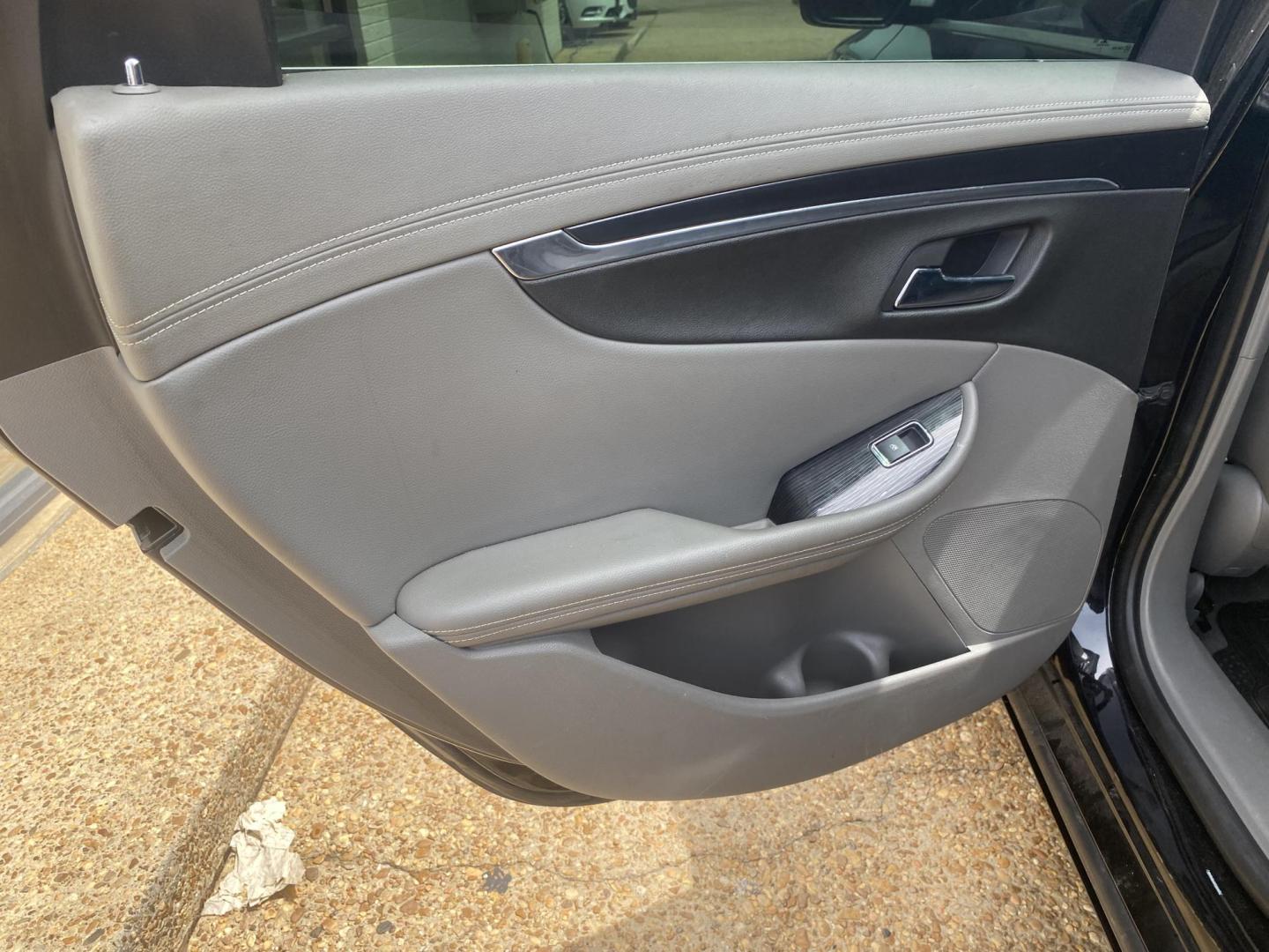 2018 BLACK CHEVROLET IMPALA LT (1LT) (2G1105S32J9) , located at 922 W. Beacon St., Philadelphia, MS, 39350, (601) 650-3675, 32.770447, -89.127151 - Photo#12