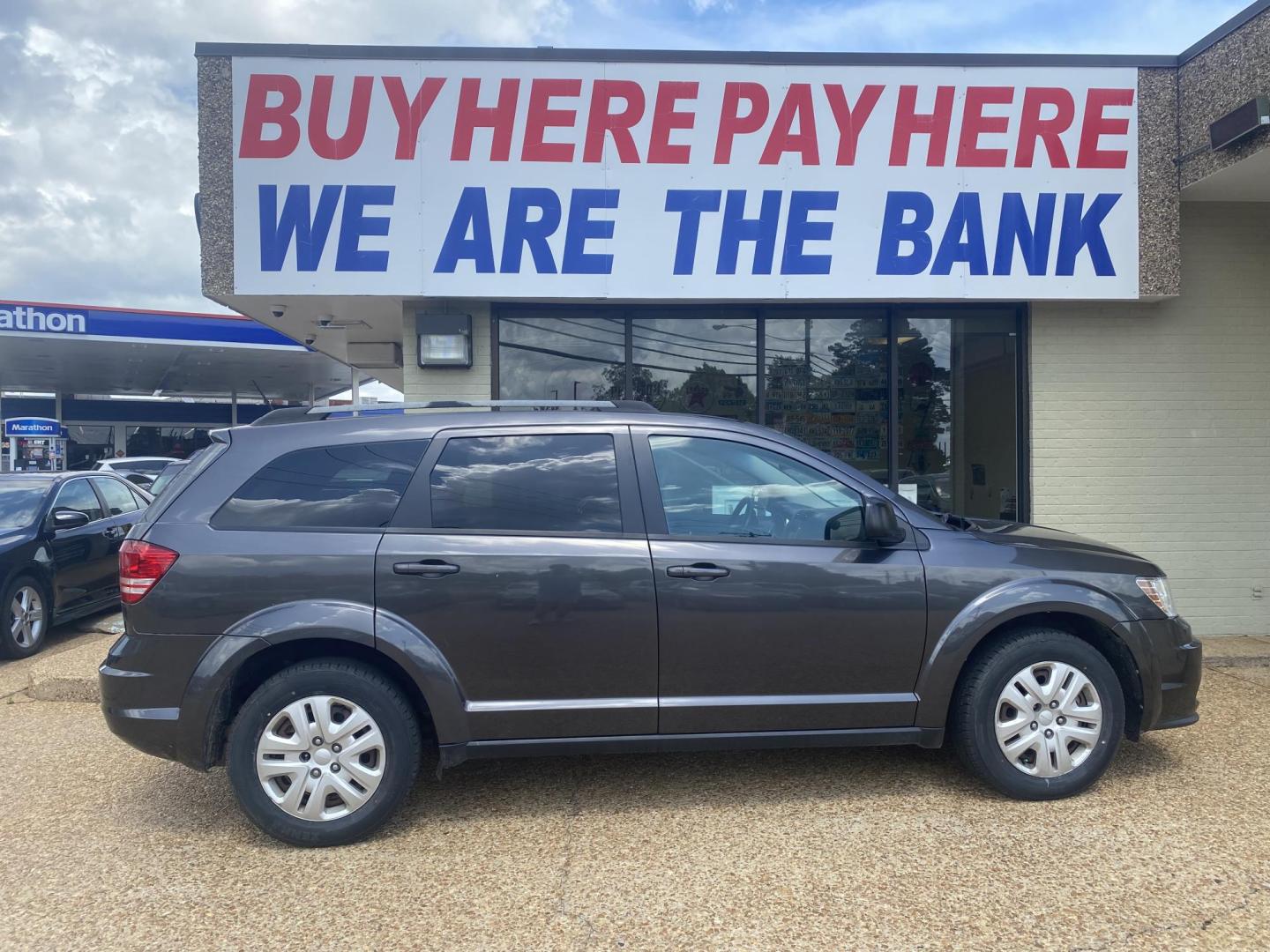 2017 BLACK DODGE JOURNEY SE (3C4PDCAB7HT) , located at 922 W. Beacon St., Philadelphia, MS, 39350, (601) 650-3675, 32.770447, -89.127151 - Photo#6