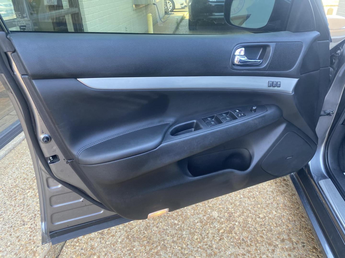 2013 GREY INFINITI G37 BASE; SPORT; JOU (JN1CV6AP7DM) , located at 922 W. Beacon St., Philadelphia, MS, 39350, (601) 650-3675, 32.770447, -89.127151 - Photo#7