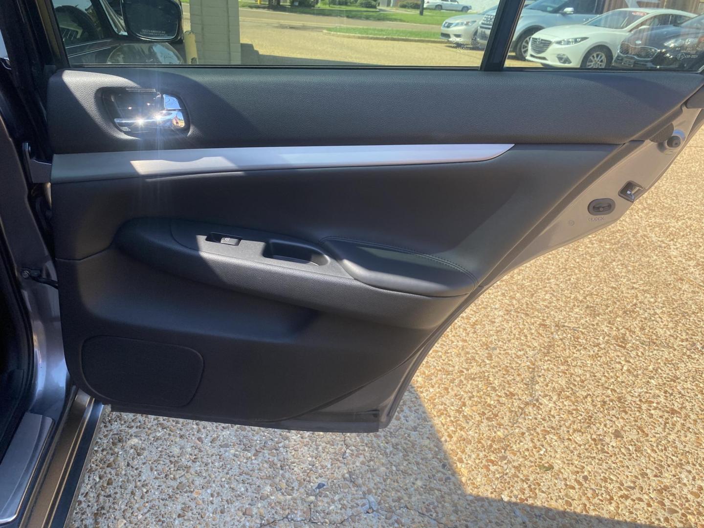 2013 GREY INFINITI G37 BASE; SPORT; JOU (JN1CV6AP7DM) , located at 922 W. Beacon St., Philadelphia, MS, 39350, (601) 650-3675, 32.770447, -89.127151 - Photo#14