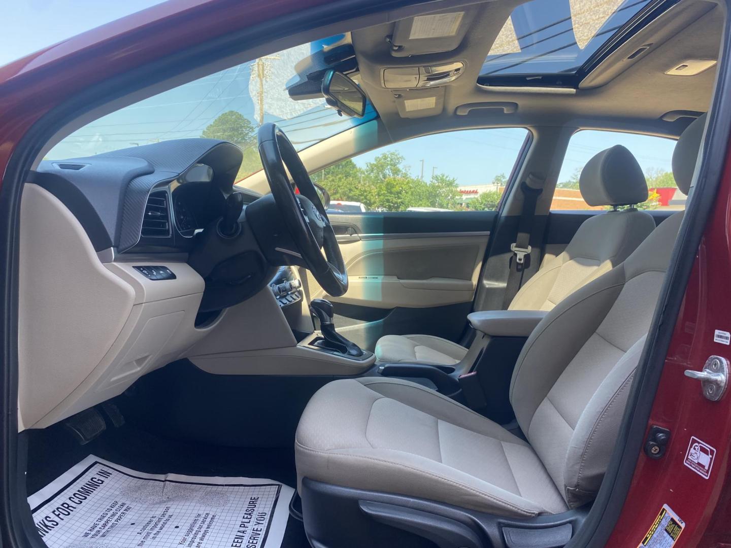 2020 RED HYUNDAI ELANTRA SEL (KMHD84LF0LU) , located at 922 W. Beacon St., Philadelphia, MS, 39350, (601) 650-3675, 32.770447, -89.127151 - Photo#9