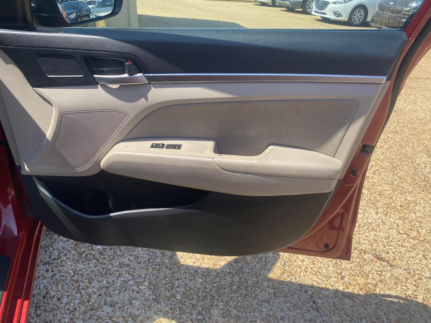 2020 RED HYUNDAI ELANTRA SEL (KMHD84LF0LU) , located at 922 W. Beacon St., Philadelphia, MS, 39350, (601) 650-3675, 32.770447, -89.127151 - Photo#11