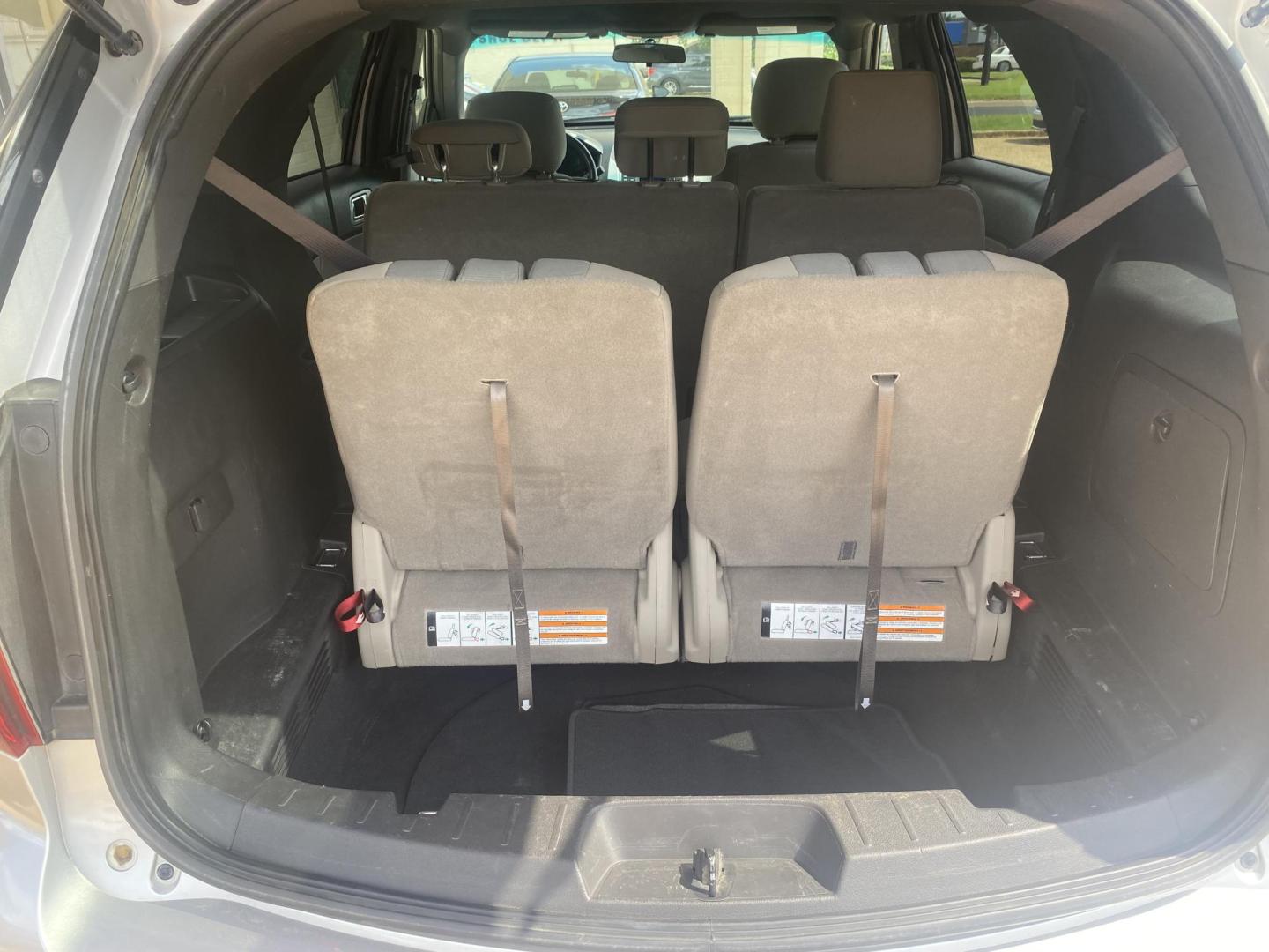 2013 SILVER FORD EXPLORER XLT (1FM5K8D83DG) , located at 922 W. Beacon St., Philadelphia, MS, 39350, (601) 650-3675, 32.770447, -89.127151 - Photo#18