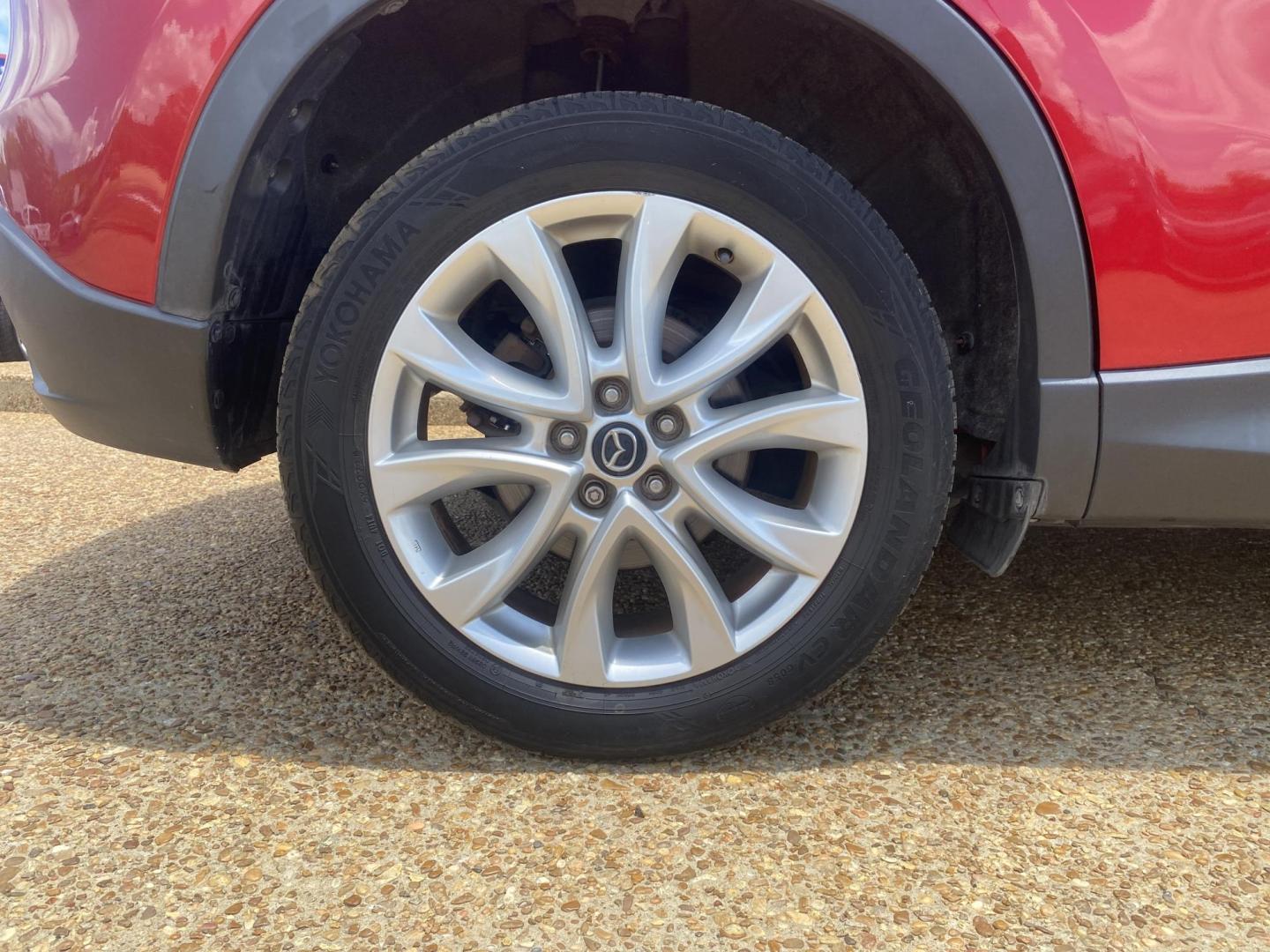 2014 RED MAZDA CX-5 GRAND TOURING (JM3KE2DY5E0) , located at 922 W. Beacon St., Philadelphia, MS, 39350, (601) 650-3675, 32.770447, -89.127151 - Photo#7