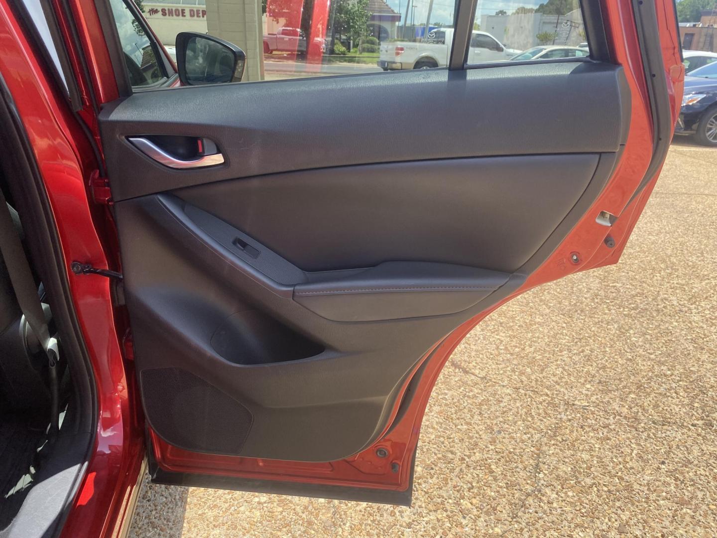 2014 RED MAZDA CX-5 GRAND TOURING (JM3KE2DY5E0) , located at 922 W. Beacon St., Philadelphia, MS, 39350, (601) 650-3675, 32.770447, -89.127151 - Photo#15