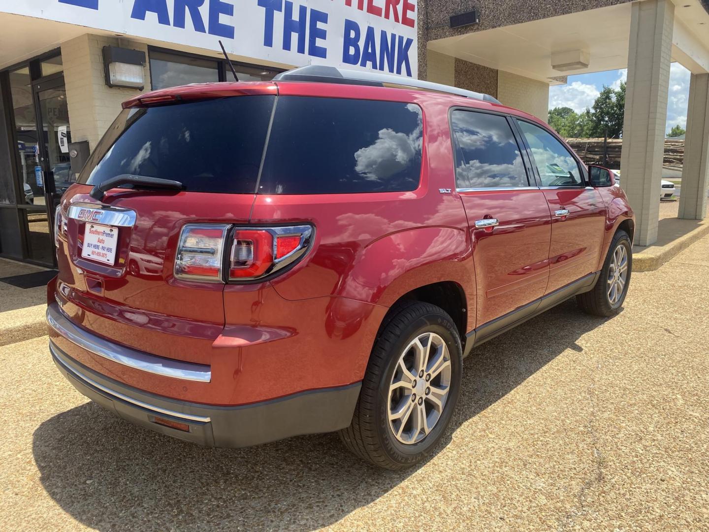 2013 RED GMC ACADIA SLT1 (1GKKRRKD2DJ) , located at 922 W. Beacon St., Philadelphia, MS, 39350, (601) 650-3675, 32.770447, -89.127151 - Photo#5