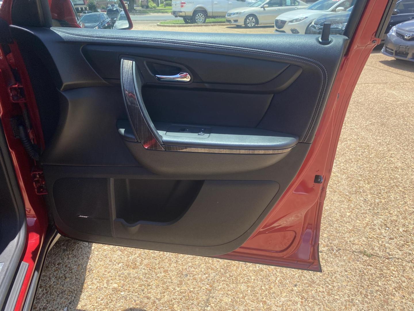 2013 RED GMC ACADIA SLT1 (1GKKRRKD2DJ) , located at 922 W. Beacon St., Philadelphia, MS, 39350, (601) 650-3675, 32.770447, -89.127151 - Photo#11