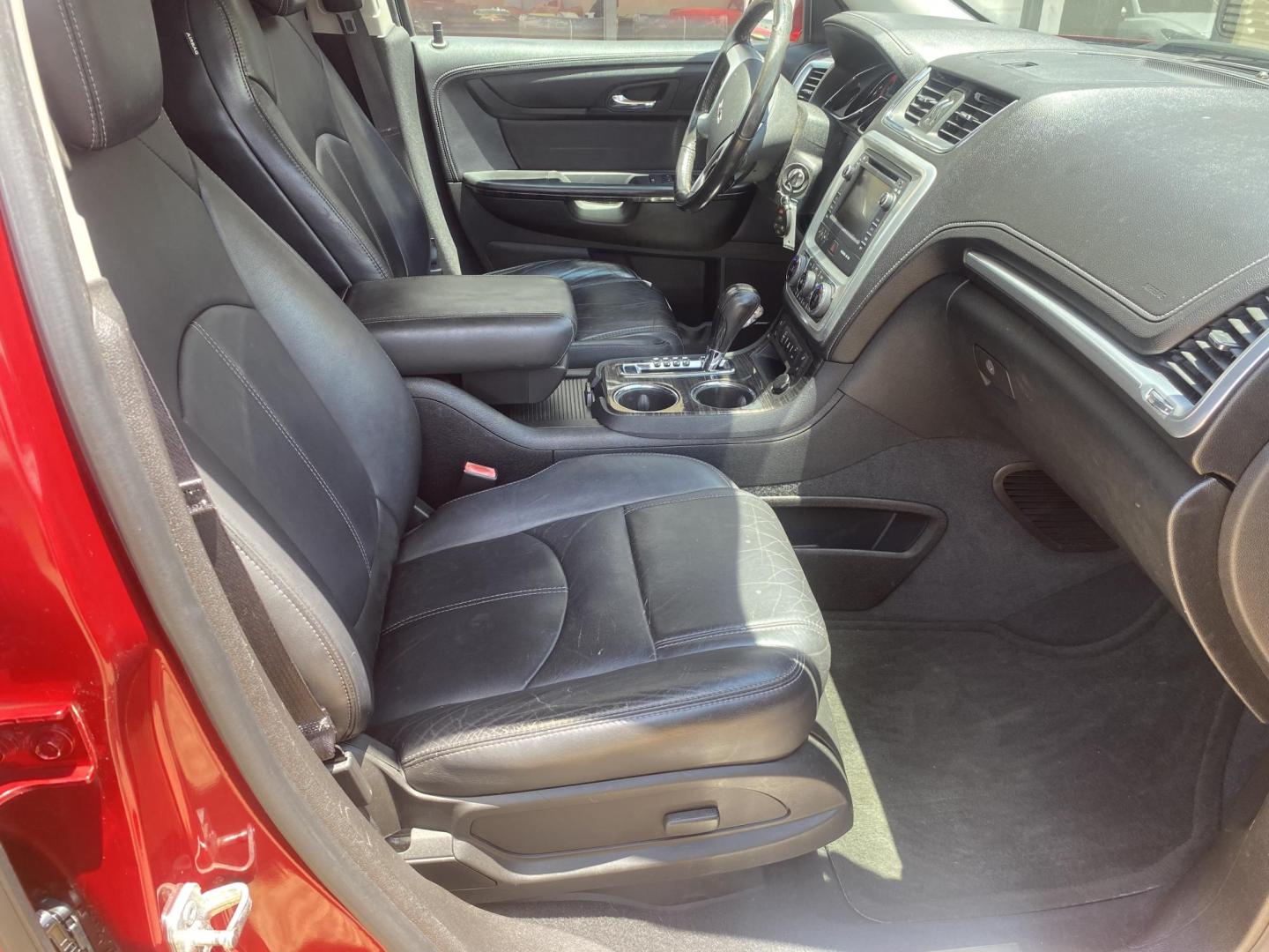 2013 RED GMC ACADIA SLT1 (1GKKRRKD2DJ) , located at 922 W. Beacon St., Philadelphia, MS, 39350, (601) 650-3675, 32.770447, -89.127151 - Photo#10