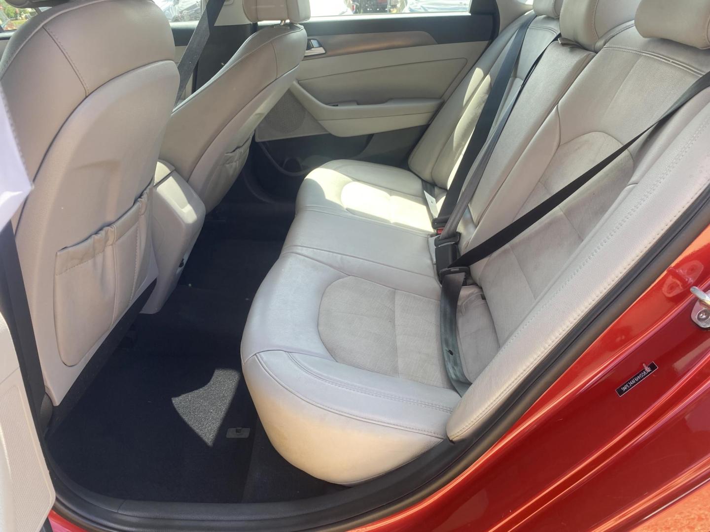 2017 RED HYUNDAI SONATA LIMITED; SPOR (5NPE34AF6HH) , located at 922 W. Beacon St., Philadelphia, MS, 39350, (601) 650-3675, 32.770447, -89.127151 - Photo#13