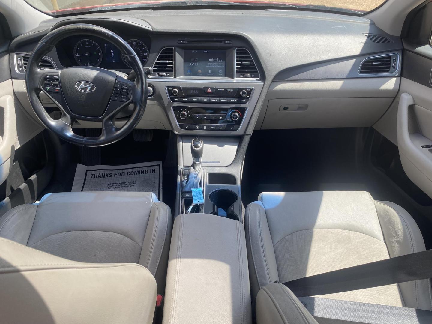 2017 RED HYUNDAI SONATA LIMITED; SPOR (5NPE34AF6HH) , located at 922 W. Beacon St., Philadelphia, MS, 39350, (601) 650-3675, 32.770447, -89.127151 - Photo#16