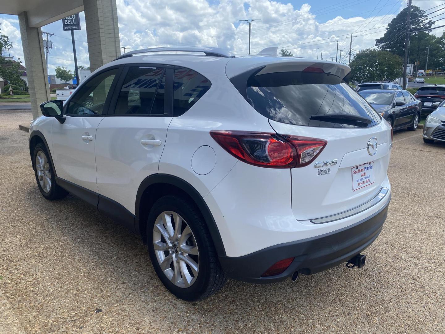 2014 WHITE MAZDA CX-5 GRAND TOURING (JM3KE2DY3E0) , located at 922 W. Beacon St., Philadelphia, MS, 39350, (601) 650-3675, 32.770447, -89.127151 - Photo#3