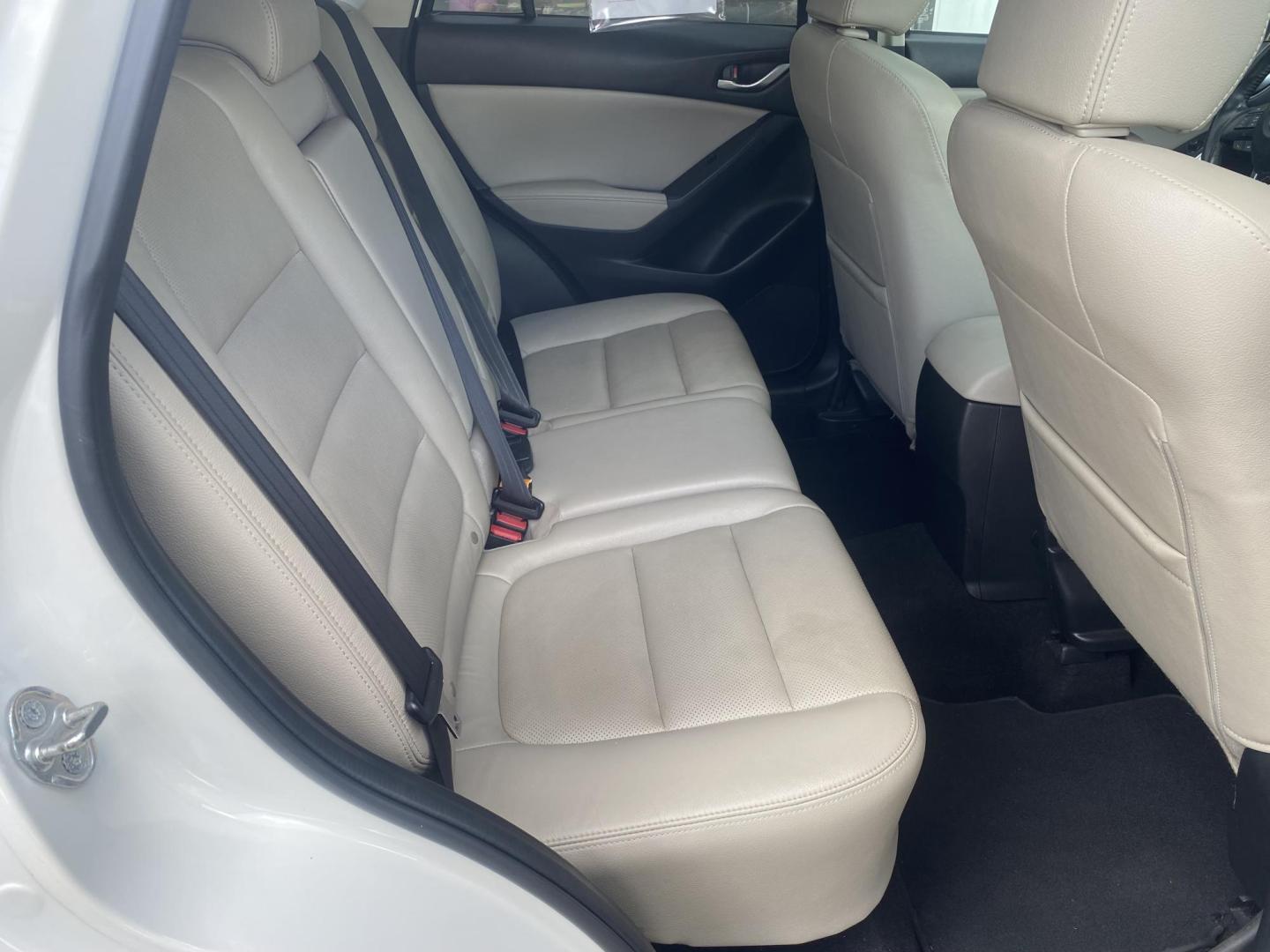 2014 WHITE MAZDA CX-5 GRAND TOURING (JM3KE2DY3E0) , located at 922 W. Beacon St., Philadelphia, MS, 39350, (601) 650-3675, 32.770447, -89.127151 - Photo#14