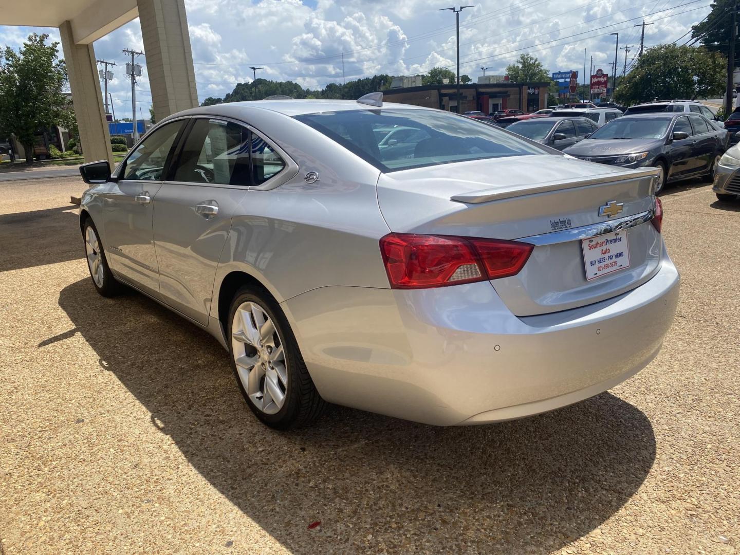 2016 SILVER CHEVROLET IMPALA LT (2LT) (2G1115S37G9) , located at 922 W. Beacon St., Philadelphia, MS, 39350, (601) 650-3675, 32.770447, -89.127151 - Photo#3