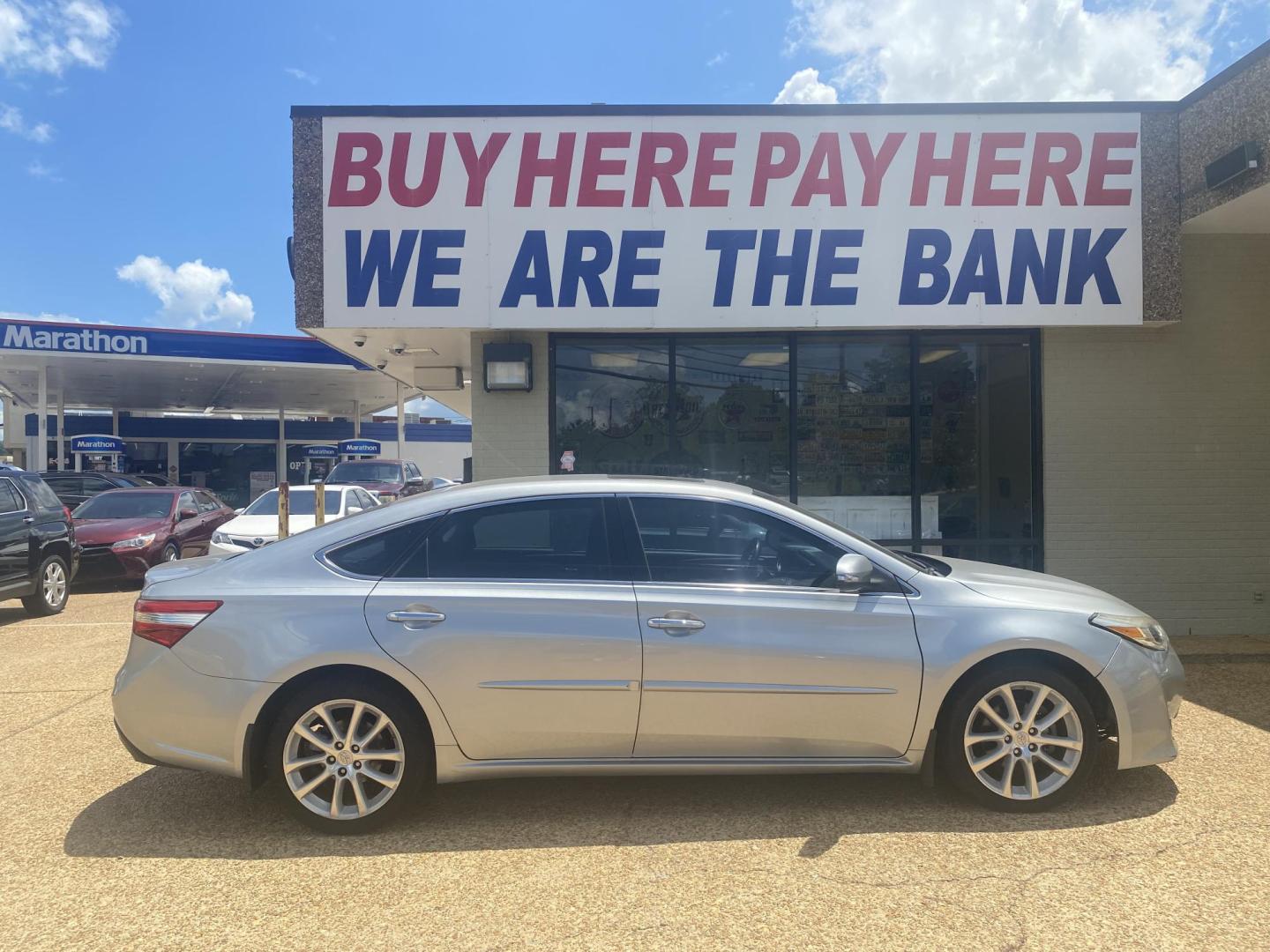 2015 SILVER TOYOTA AVALON LIMITED (4T1BK1EB0FU) , located at 922 W. Beacon St., Philadelphia, MS, 39350, (601) 650-3675, 32.770447, -89.127151 - Photo#6