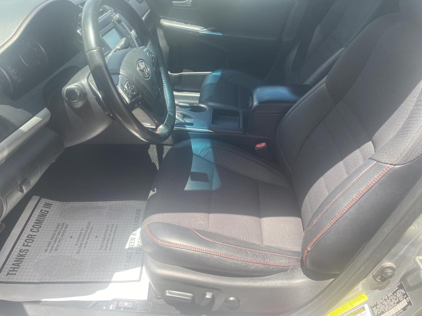 2016 SILVER TOYOTA CAMRY SE (4T1BF1FK9GU) , located at 922 W. Beacon St., Philadelphia, MS, 39350, (601) 650-3675, 32.770447, -89.127151 - Photo#9