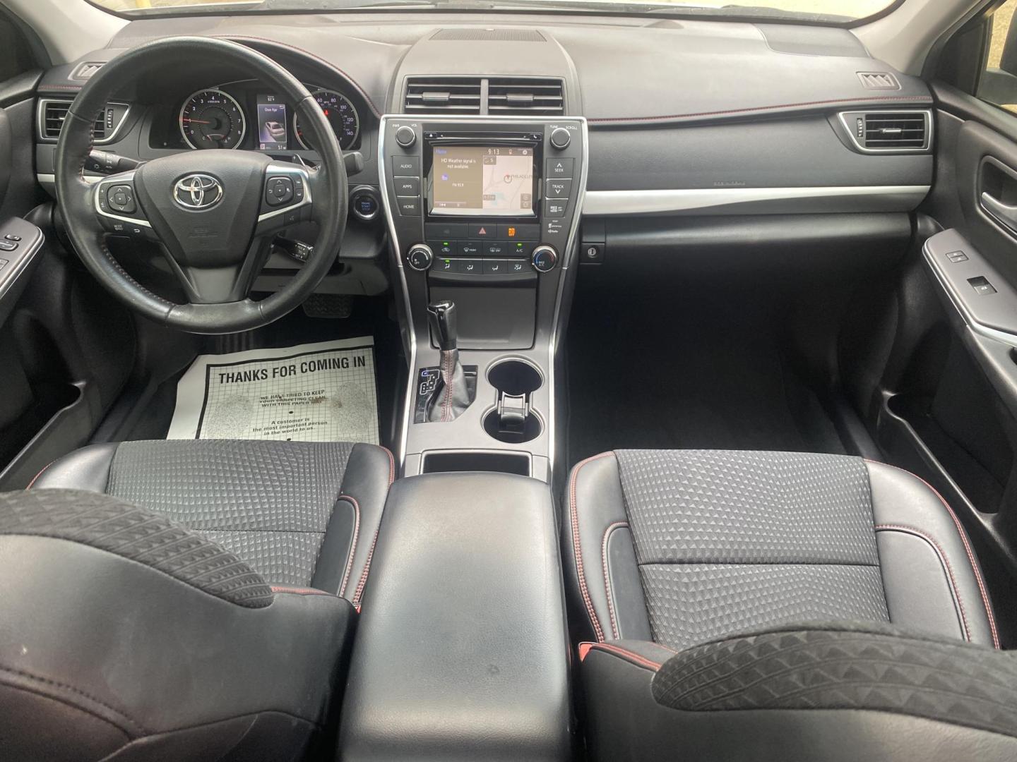2015 SILVER TOYOTA CAMRY SE (4T1BF1FKXFU) , located at 922 W. Beacon St., Philadelphia, MS, 39350, (601) 650-3675, 32.770447, -89.127151 - Photo#16