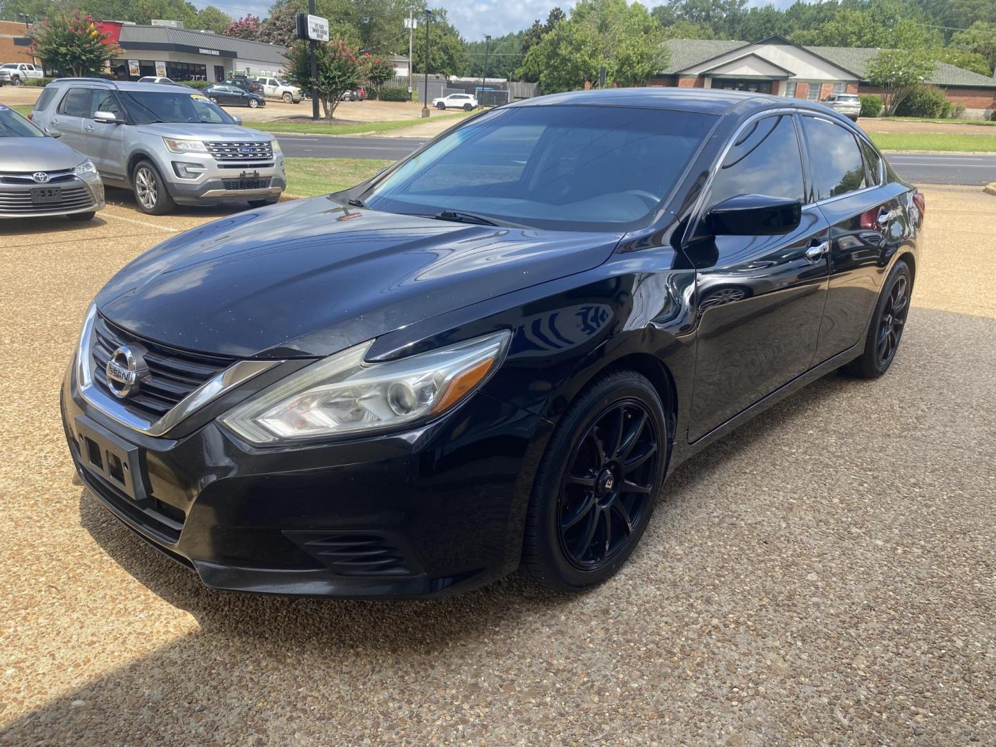 2017 BLACK NISSAN ALTIMA 2.5; 2.5 S; 2 (1N4AL3APXHN) , located at 922 W. Beacon St., Philadelphia, MS, 39350, (601) 650-3675, 32.770447, -89.127151 - Photo#2
