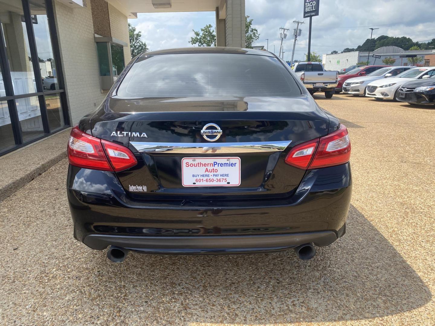 2017 BLACK NISSAN ALTIMA 2.5; 2.5 S; 2 (1N4AL3APXHN) , located at 922 W. Beacon St., Philadelphia, MS, 39350, (601) 650-3675, 32.770447, -89.127151 - Photo#4