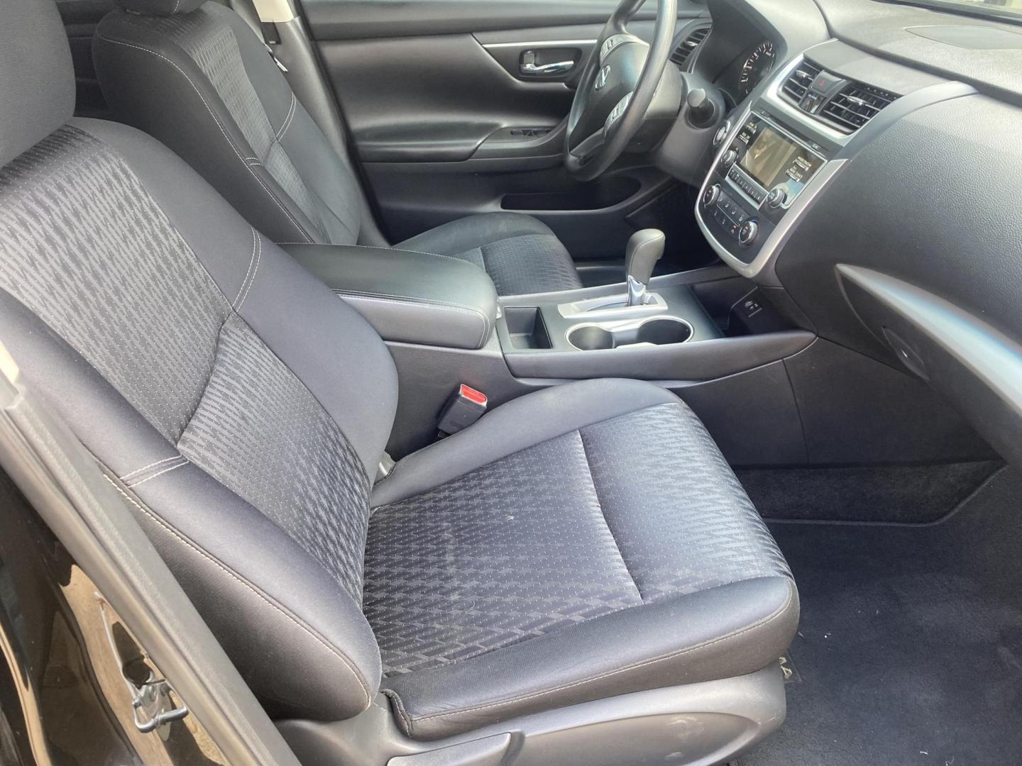 2017 BLACK NISSAN ALTIMA 2.5; 2.5 S; 2 (1N4AL3APXHN) , located at 922 W. Beacon St., Philadelphia, MS, 39350, (601) 650-3675, 32.770447, -89.127151 - Photo#10
