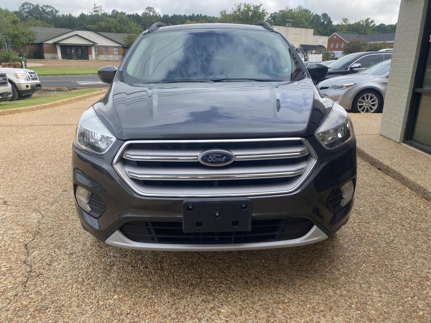 2018 GRAY FORD ESCAPE SE (1FMCU0GD1JU) , located at 922 W. Beacon St., Philadelphia, MS, 39350, (601) 650-3675, 32.770447, -89.127151 - Photo#1