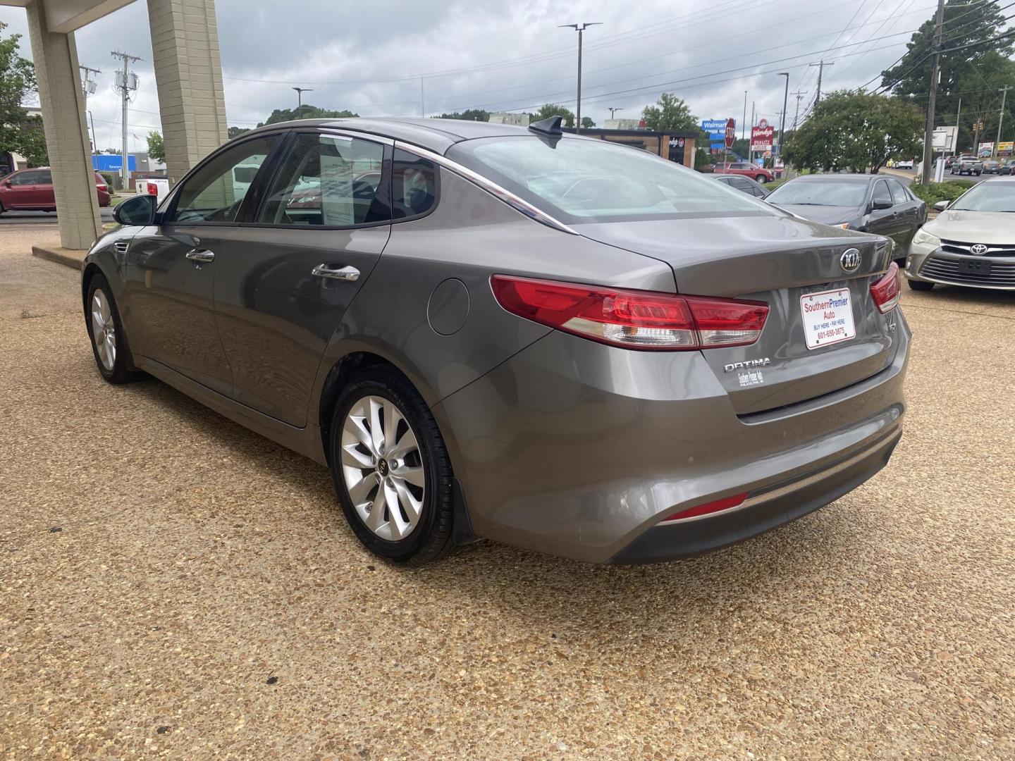 2016 GRAY KIA OPTIMA EX (5XXGU4L37GG) , located at 922 W. Beacon St., Philadelphia, MS, 39350, (601) 650-3675, 32.770447, -89.127151 - Photo#3