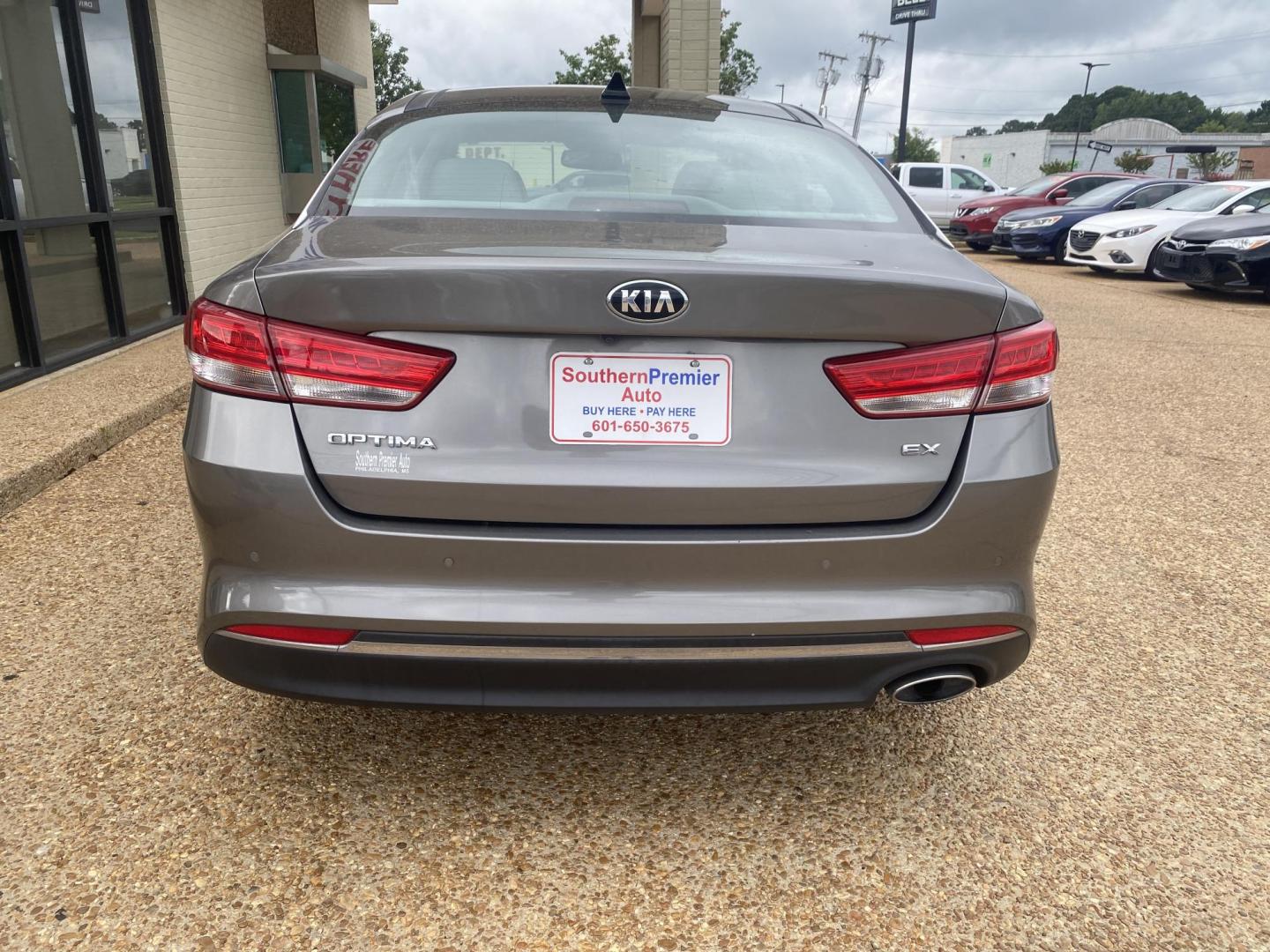 2016 GRAY KIA OPTIMA EX (5XXGU4L37GG) , located at 922 W. Beacon St., Philadelphia, MS, 39350, (601) 650-3675, 32.770447, -89.127151 - Photo#4