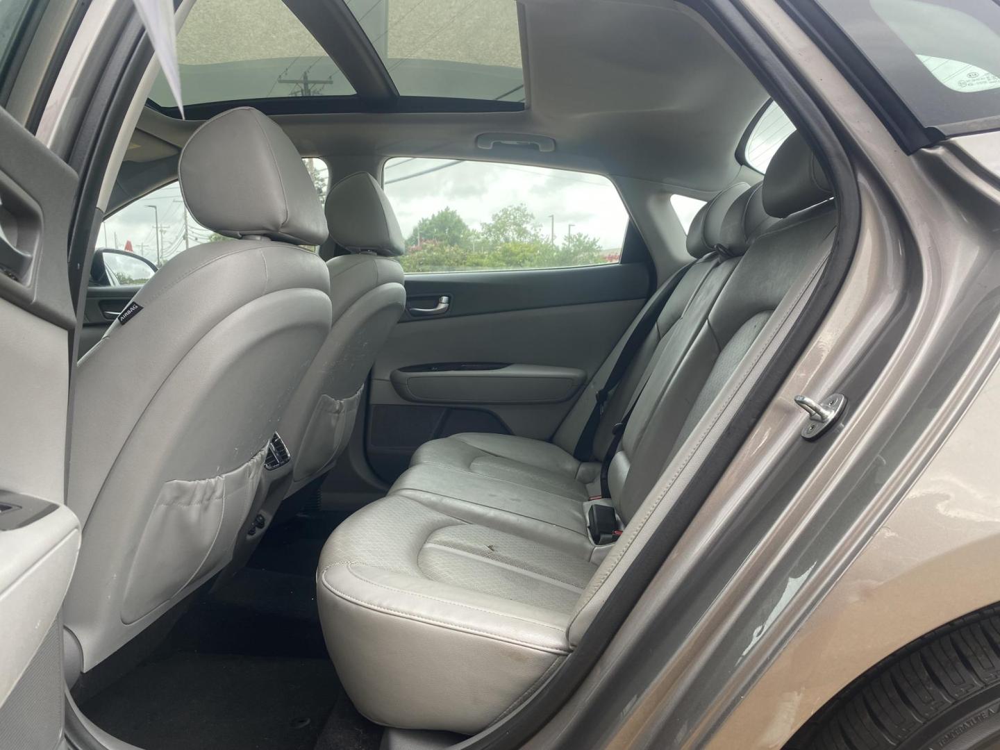 2016 GRAY KIA OPTIMA EX (5XXGU4L37GG) , located at 922 W. Beacon St., Philadelphia, MS, 39350, (601) 650-3675, 32.770447, -89.127151 - Photo#13