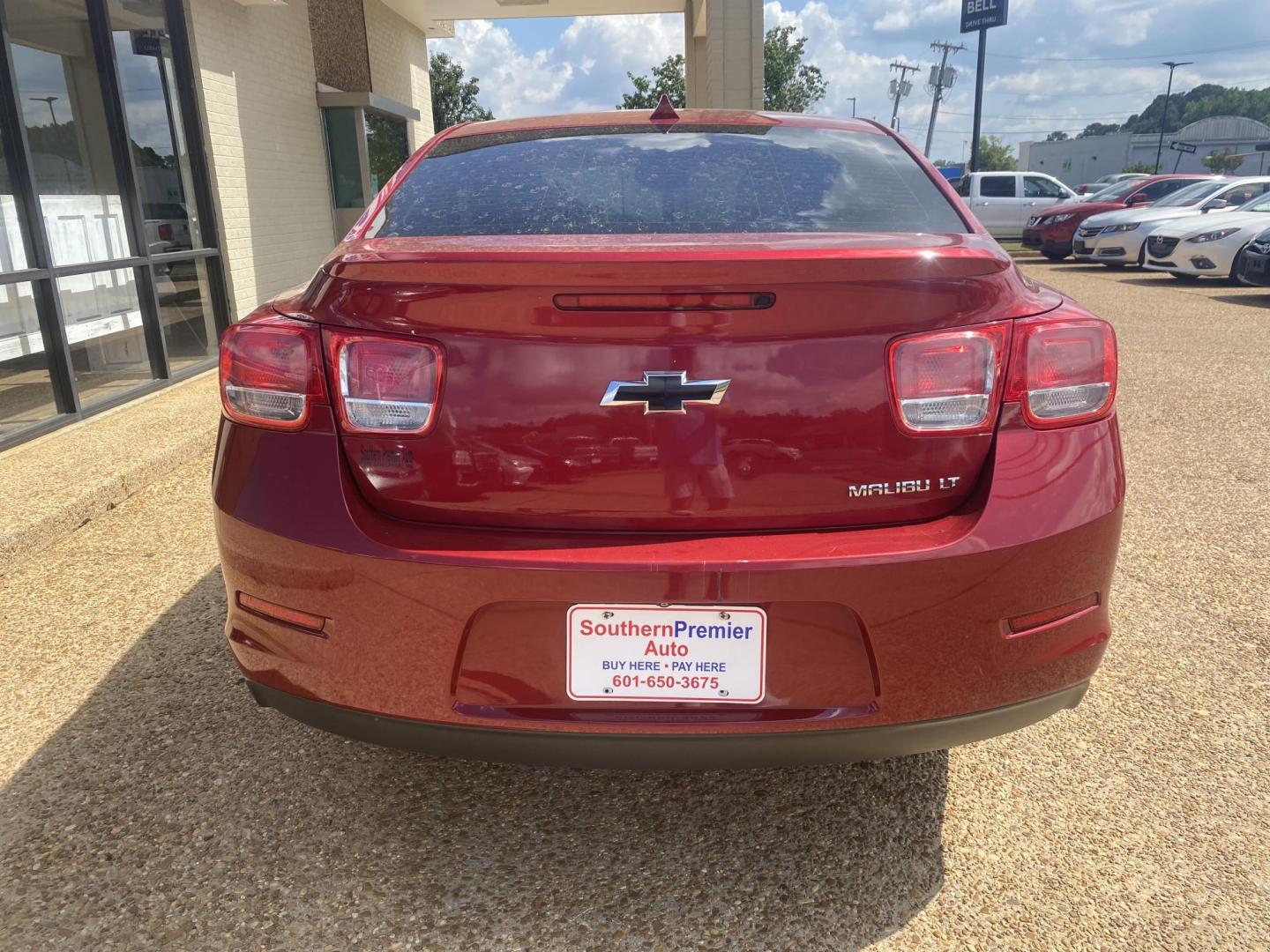 2014 RED CHEVROLET MALIBU 1LT (1G11C5SL6EF) , located at 922 W. Beacon St., Philadelphia, MS, 39350, (601) 650-3675, 32.770447, -89.127151 - Photo#4