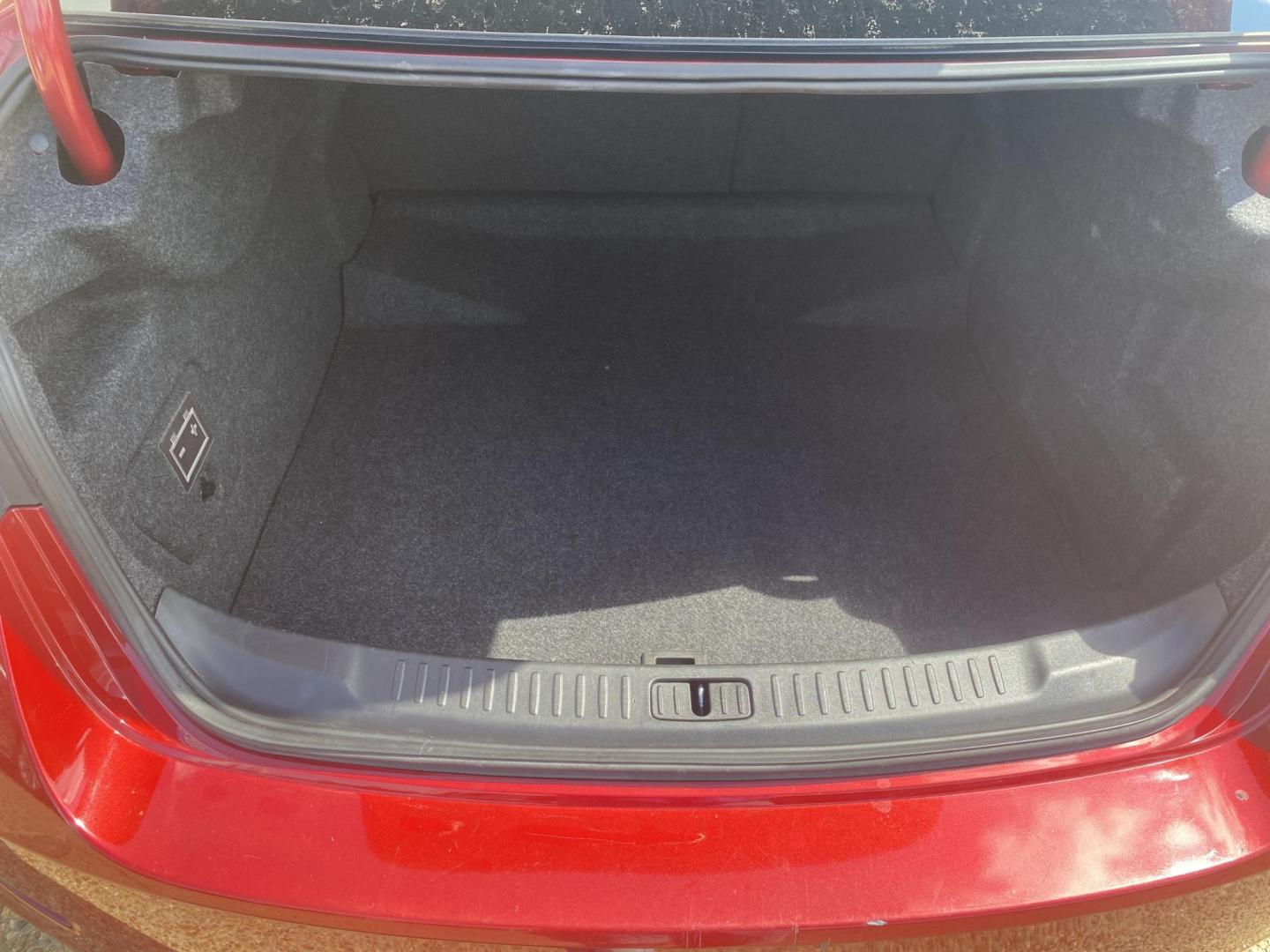 2014 RED CHEVROLET MALIBU 1LT (1G11C5SL6EF) , located at 922 W. Beacon St., Philadelphia, MS, 39350, (601) 650-3675, 32.770447, -89.127151 - Photo#19