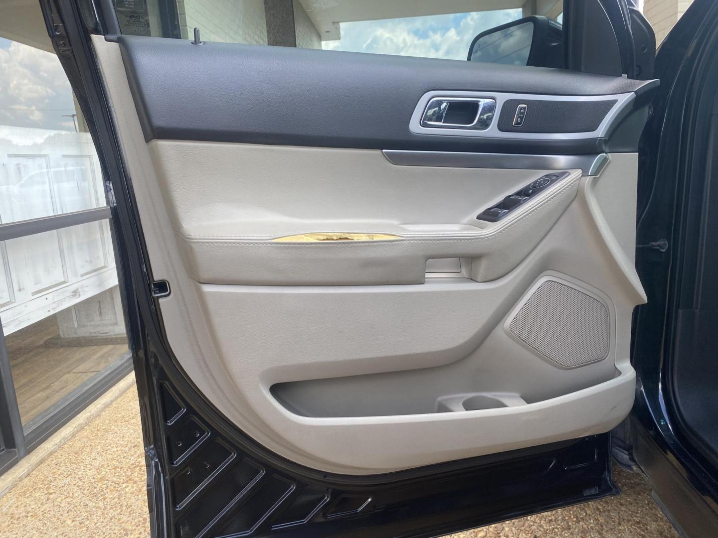 2013 BLACK FORD EXPLORER XLT (1FM5K7D97DG) , located at 922 W. Beacon St., Philadelphia, MS, 39350, (601) 650-3675, 32.770447, -89.127151 - Photo#8