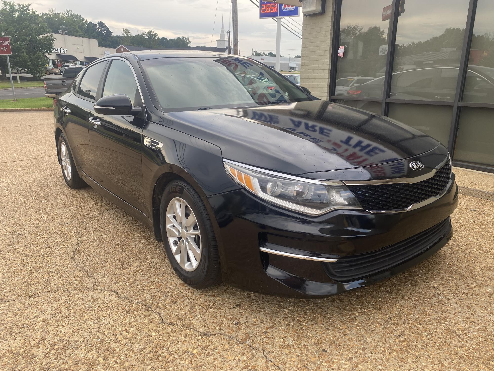 photo of 2017 KIA OPTIMA LX 