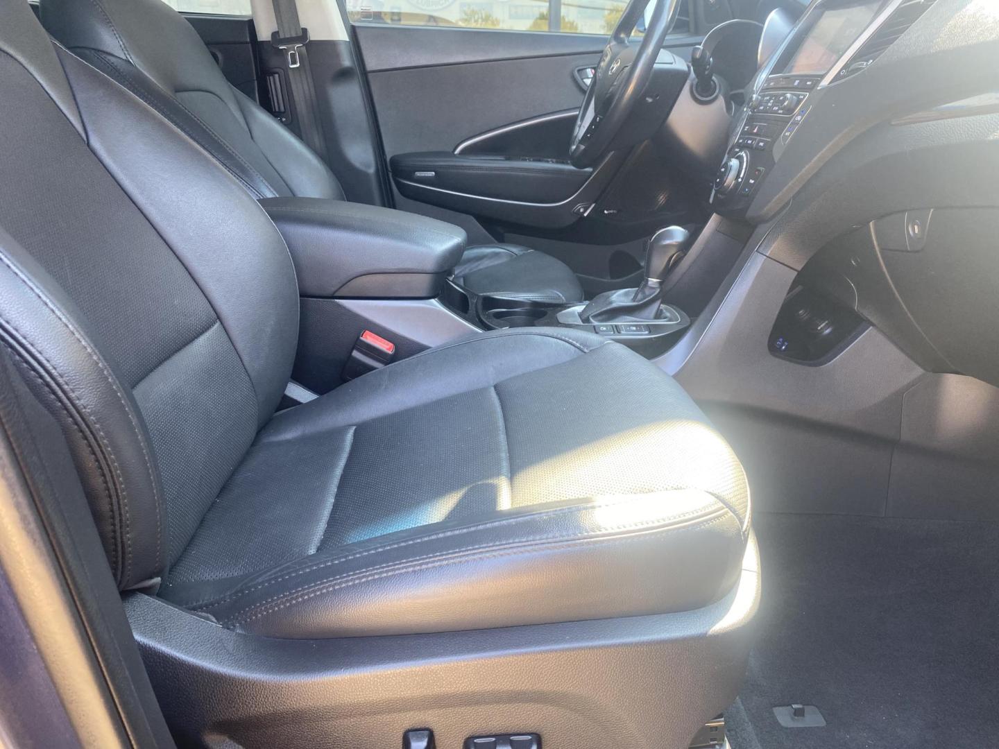 2017 BLUE HYUNDAI SANTA FE SPORT 2.0T (5XYZW4LA9HG) , located at 922 W. Beacon St., Philadelphia, MS, 39350, (601) 650-3675, 32.770447, -89.127151 - Photo#10