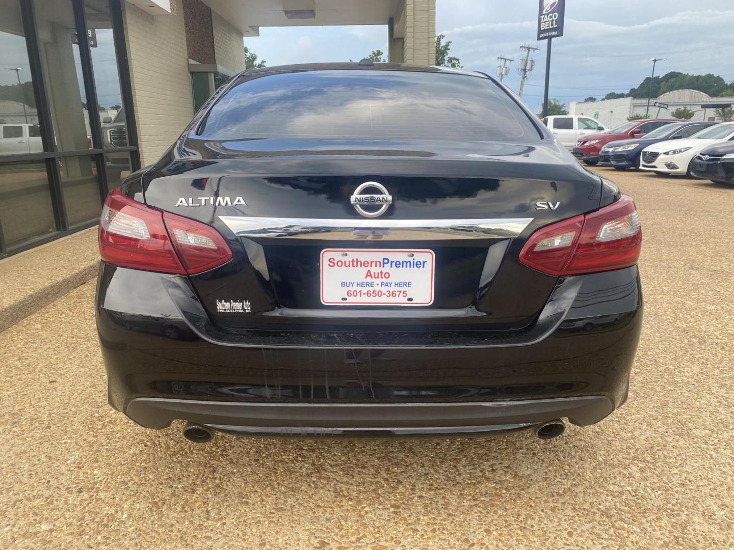2018 BLACK NISSAN ALTIMA SV (1N4AL3APXJC) , located at 922 W. Beacon St., Philadelphia, MS, 39350, (601) 650-3675, 32.770447, -89.127151 - Photo#4
