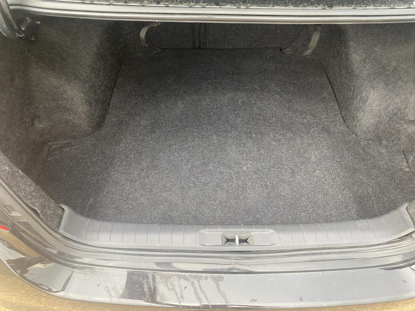 2018 BLACK NISSAN ALTIMA SV (1N4AL3APXJC) , located at 922 W. Beacon St., Philadelphia, MS, 39350, (601) 650-3675, 32.770447, -89.127151 - Photo#18