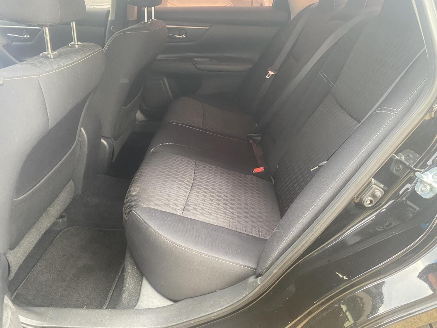 2018 BLACK NISSAN ALTIMA SV (1N4AL3APXJC) , located at 922 W. Beacon St., Philadelphia, MS, 39350, (601) 650-3675, 32.770447, -89.127151 - Photo#13