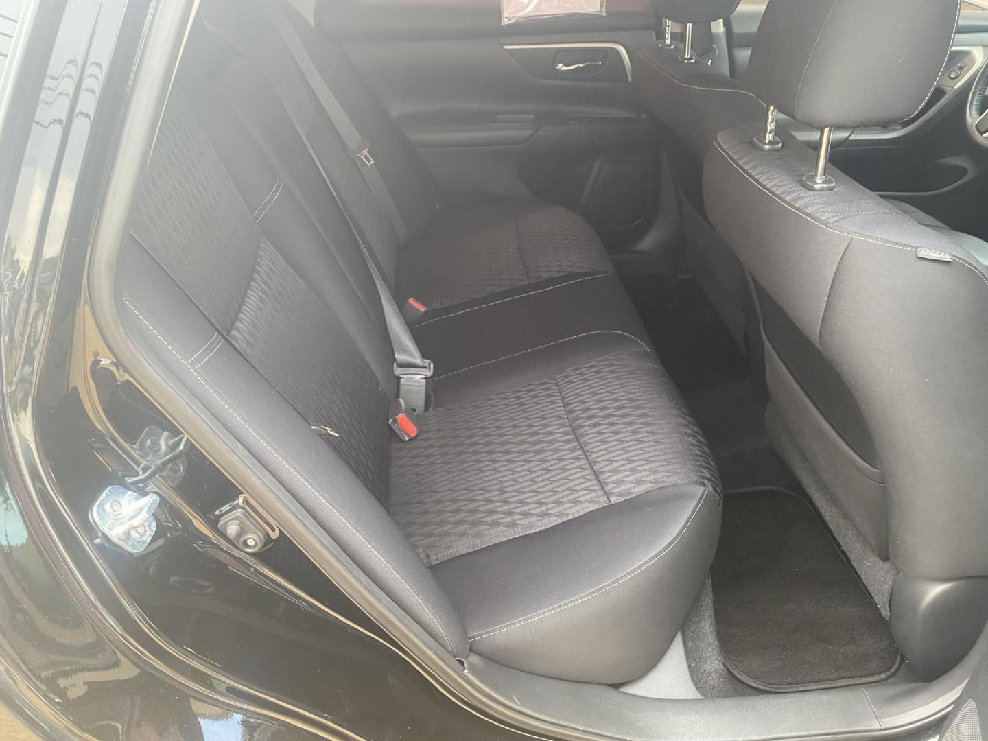 2018 BLACK NISSAN ALTIMA SV (1N4AL3APXJC) , located at 922 W. Beacon St., Philadelphia, MS, 39350, (601) 650-3675, 32.770447, -89.127151 - Photo#14