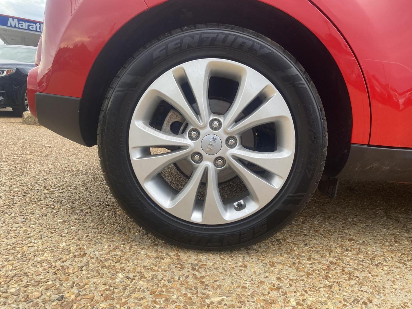 2016 RED KIA SOUL ! (EXCLAIM) (KNDJX3A51G7) , located at 922 W. Beacon St., Philadelphia, MS, 39350, (601) 650-3675, 32.770447, -89.127151 - Photo#7