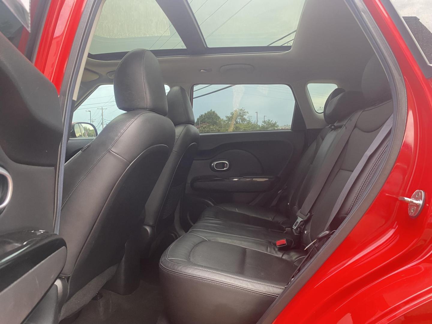 2016 RED KIA SOUL ! (EXCLAIM) (KNDJX3A51G7) , located at 922 W. Beacon St., Philadelphia, MS, 39350, (601) 650-3675, 32.770447, -89.127151 - Photo#13