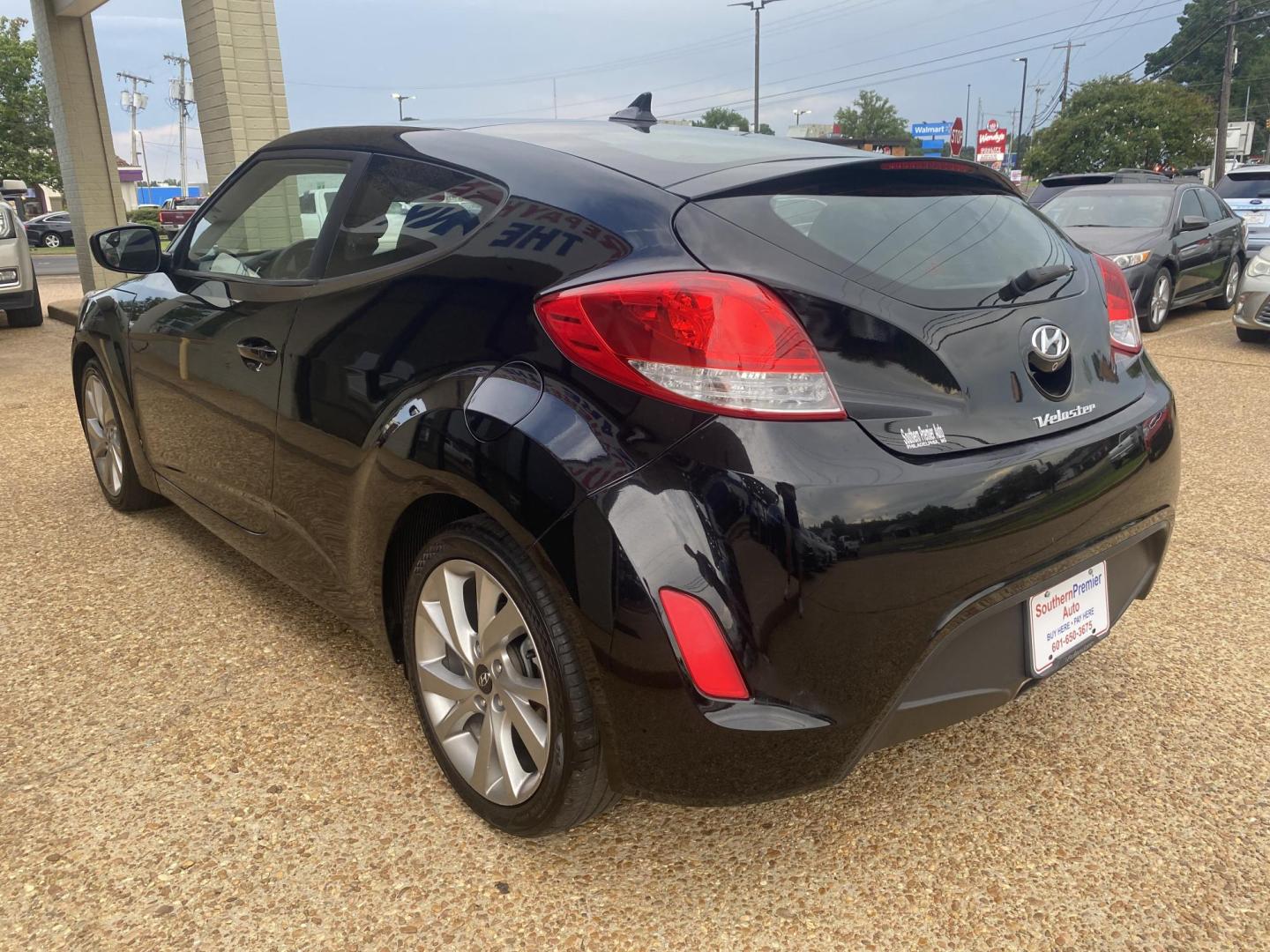2016 BLACK HYUNDAI VELOSTER BASE (KMHTC6AD7GU) , located at 922 W. Beacon St., Philadelphia, MS, 39350, (601) 650-3675, 32.770447, -89.127151 - Photo#3
