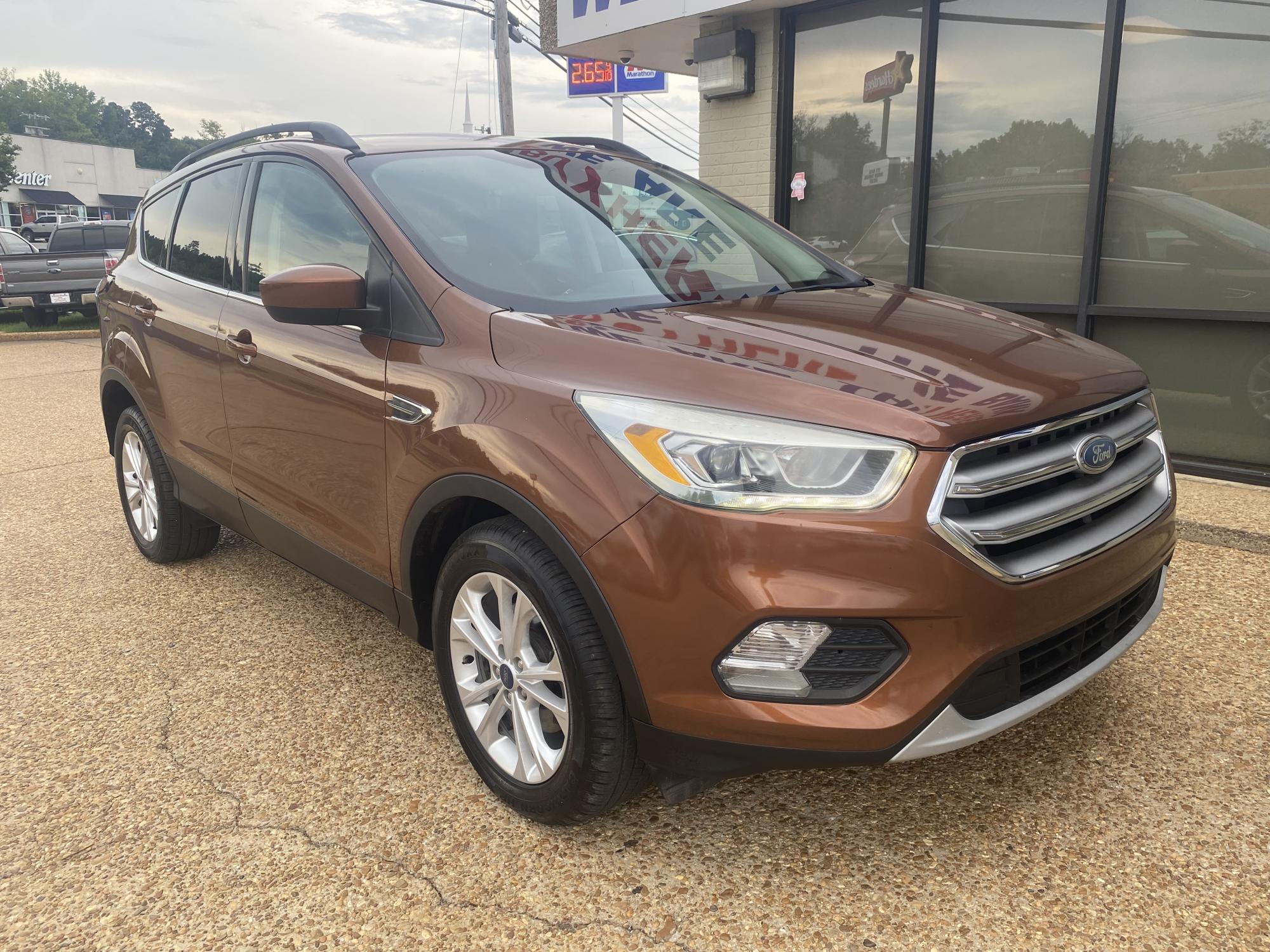 photo of 2017 FORD ESCAPE SE 