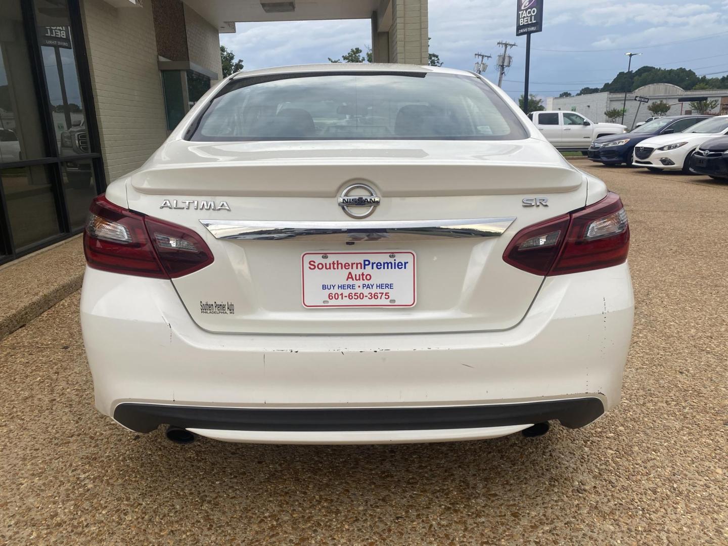 2017 WHITE NISSAN ALTIMA SR (1N4AL3AP9HC) , located at 922 W. Beacon St., Philadelphia, MS, 39350, (601) 650-3675, 32.770447, -89.127151 - Photo#4