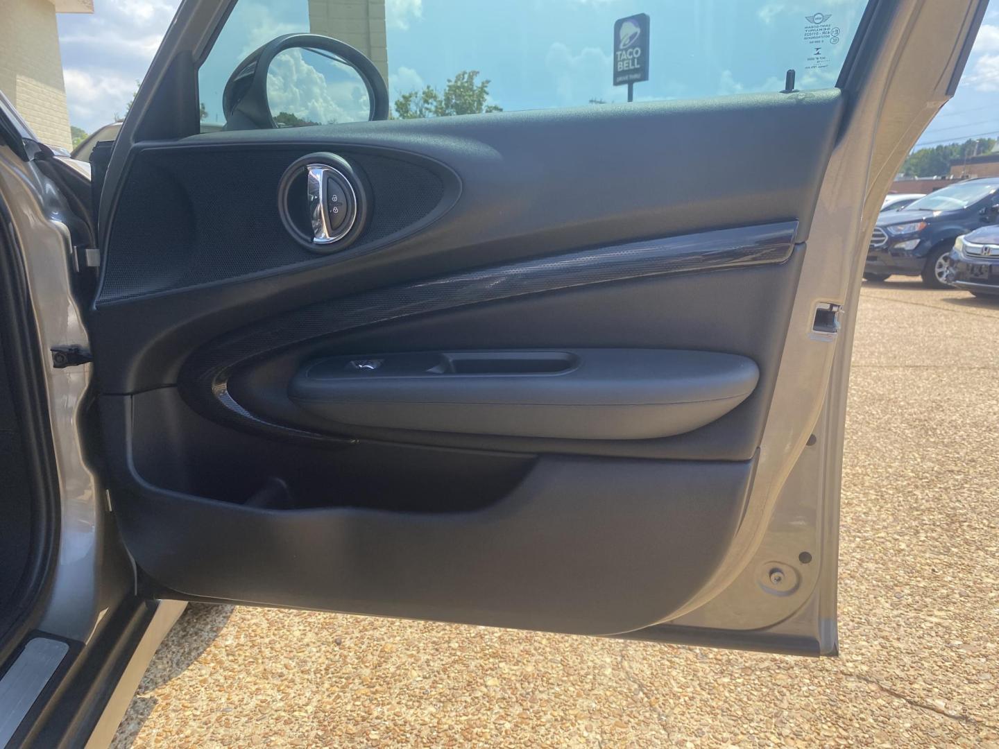 2016 SILVER MINI CLUBMAN COOPER (WMWLN5C56G2) , located at 922 W. Beacon St., Philadelphia, MS, 39350, (601) 650-3675, 32.770447, -89.127151 - Photo#11
