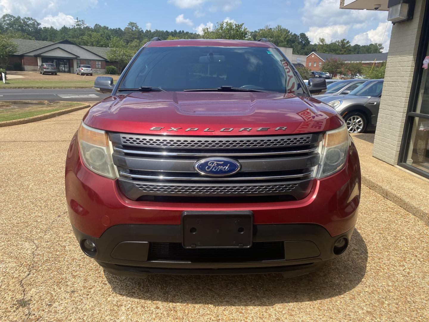 2015 RED FORD EXPLORER XLT (1FM5K7D82FG) , located at 922 W. Beacon St., Philadelphia, MS, 39350, (601) 650-3675, 32.770447, -89.127151 - Photo#1
