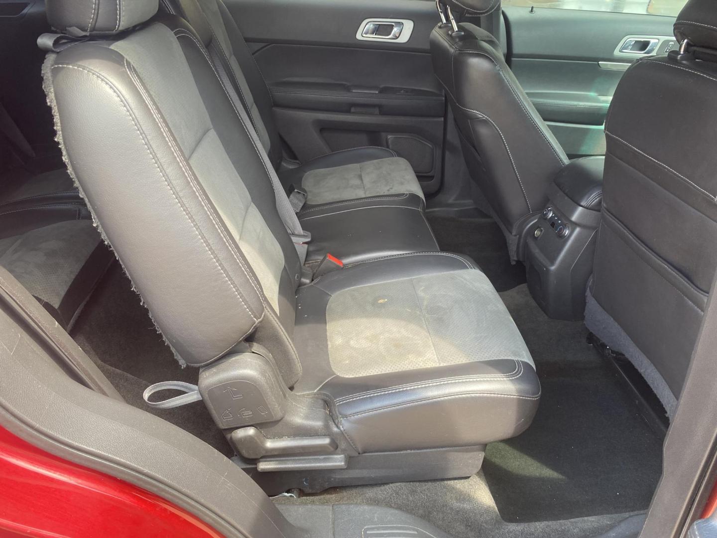 2015 RED FORD EXPLORER XLT (1FM5K7D82FG) , located at 922 W. Beacon St., Philadelphia, MS, 39350, (601) 650-3675, 32.770447, -89.127151 - Photo#14