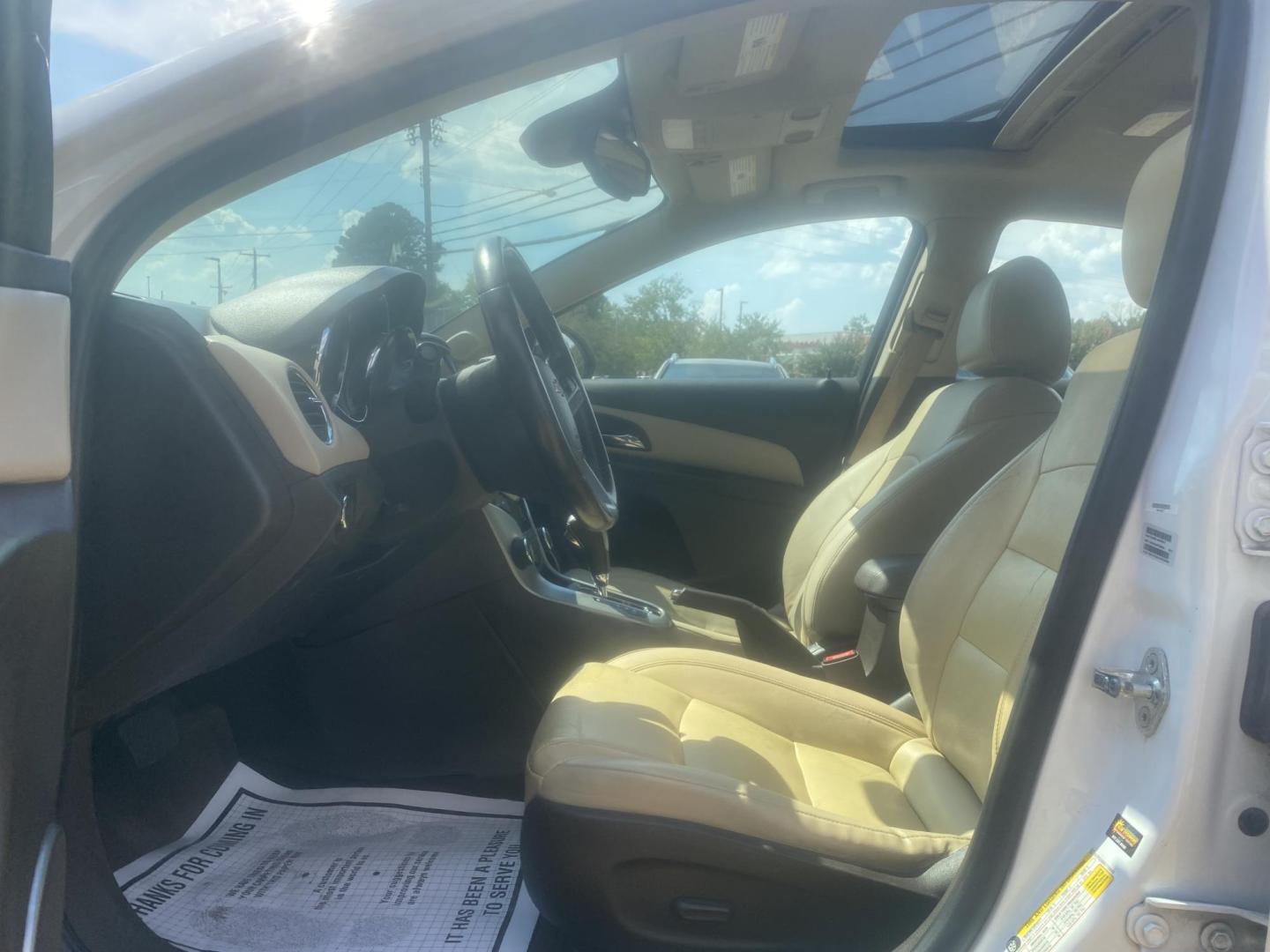 2016 WHITE CHEVROLET CRUZE LIMITED LTZ (1G1PG5SB0G7) , located at 922 W. Beacon St., Philadelphia, MS, 39350, (601) 650-3675, 32.770447, -89.127151 - Photo#9