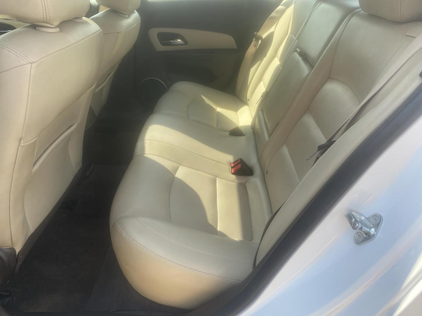 2016 WHITE CHEVROLET CRUZE LIMITED LTZ (1G1PG5SB0G7) , located at 922 W. Beacon St., Philadelphia, MS, 39350, (601) 650-3675, 32.770447, -89.127151 - Photo#12