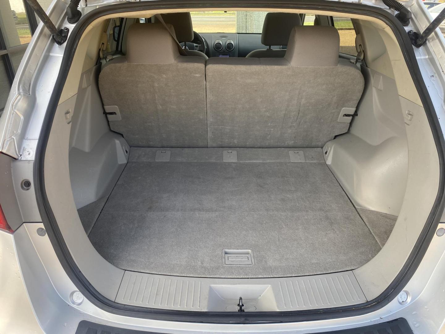 2013 SILVER NISSAN ROGUE SV (JN8AS5MT3DW) , located at 922 W. Beacon St., Philadelphia, MS, 39350, (601) 650-3675, 32.770447, -89.127151 - Photo#19