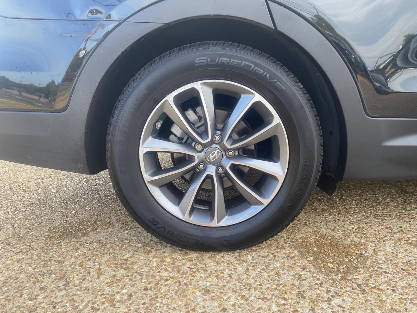 2017 BLACK HYUNDAI SANTA FE XL SE (KM8SM4HF4HU) , located at 922 W. Beacon St., Philadelphia, MS, 39350, (601) 650-3675, 32.770447, -89.127151 - Photo#7
