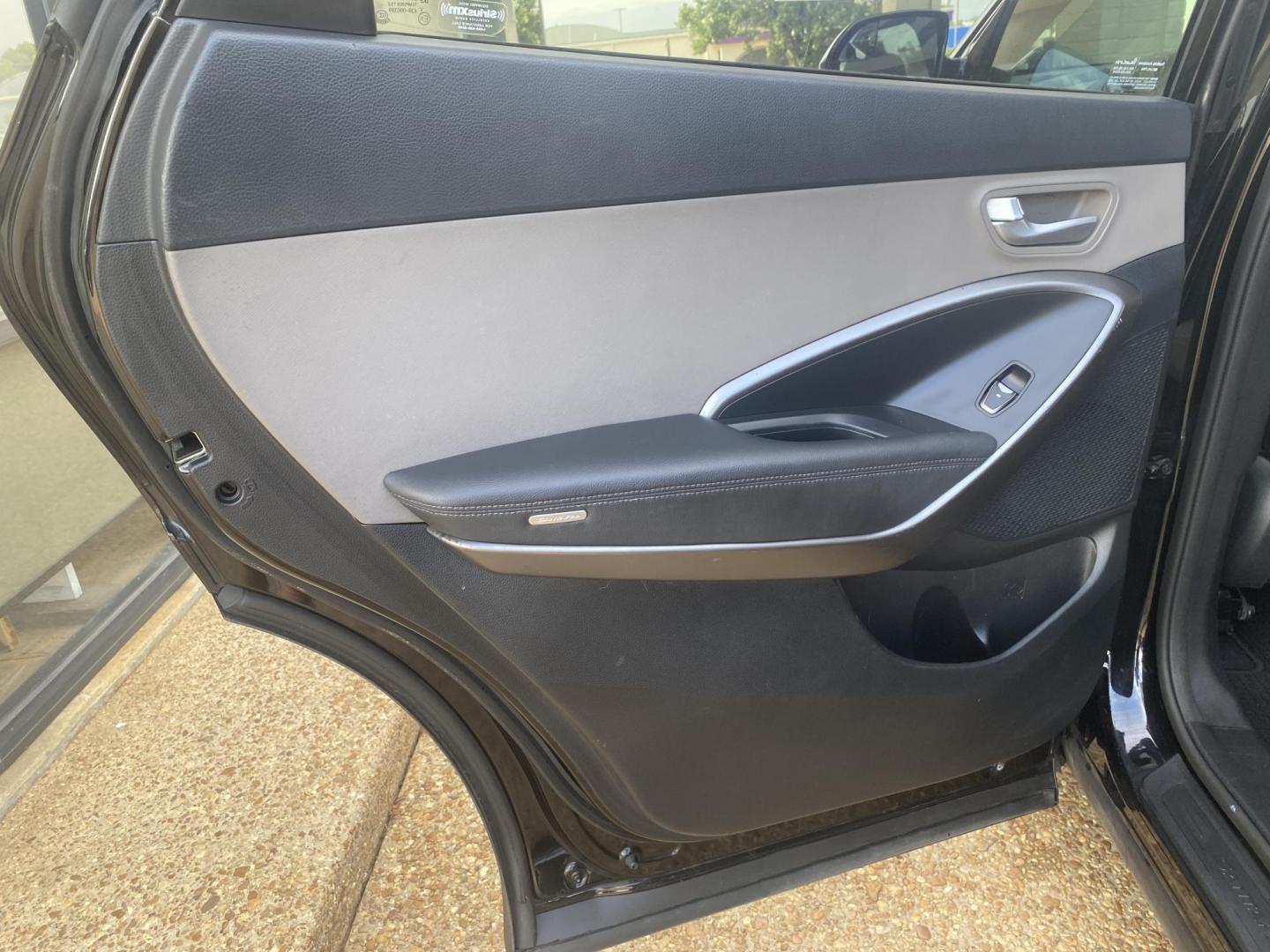 2017 BLACK HYUNDAI SANTA FE XL SE (KM8SM4HF4HU) , located at 922 W. Beacon St., Philadelphia, MS, 39350, (601) 650-3675, 32.770447, -89.127151 - Photo#12