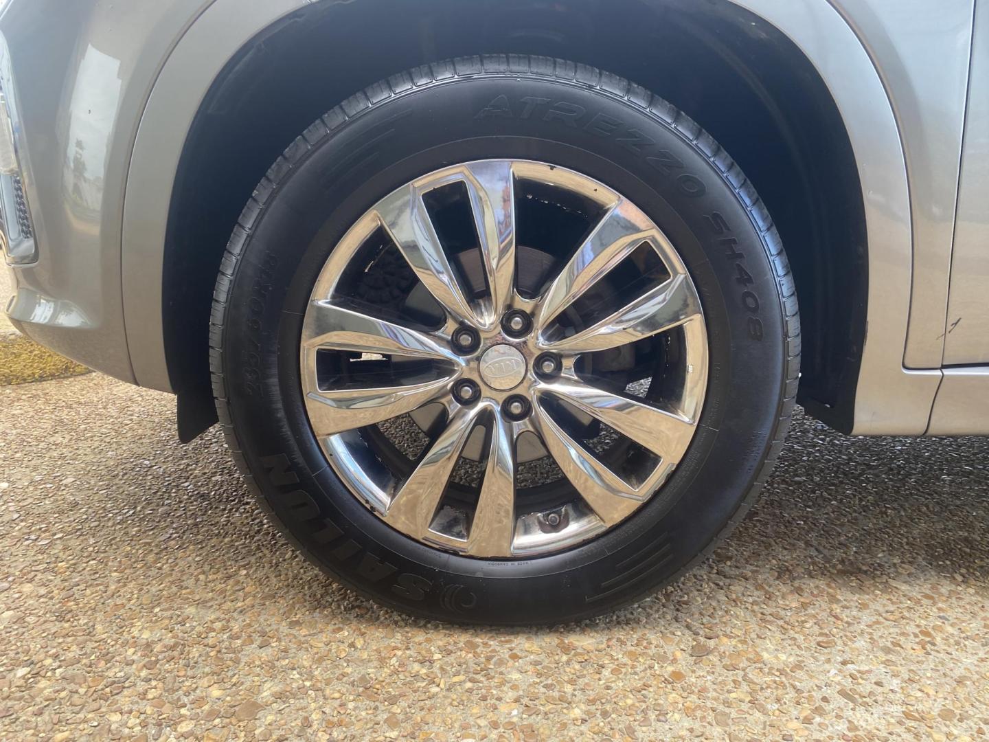 2013 SILVER KIA SORENTO SX (5XYKW4A29DG) , located at 922 W. Beacon St., Philadelphia, MS, 39350, (601) 650-3675, 32.770447, -89.127151 - Photo#7